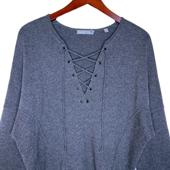 VINCE Merino Wool and Cashmere Lace Front Sweater Size XS in Charcoal Gray - Picture 4 of 11